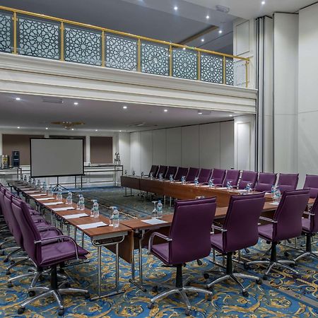 Doubletree By Hilton Elazig Hotel Buitenkant foto