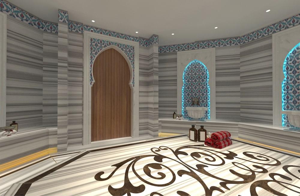 Doubletree By Hilton Elazig Hotel Buitenkant foto
